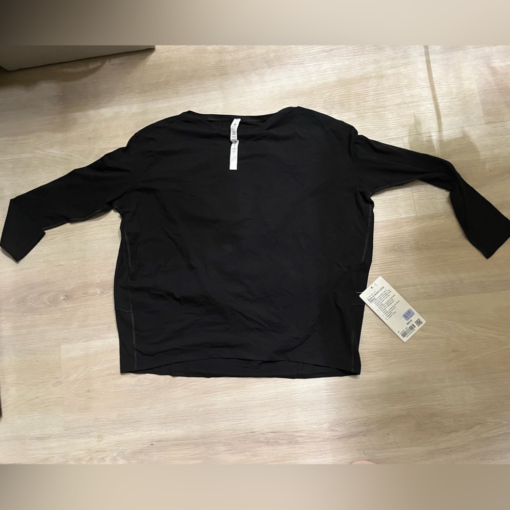 Lululemon Back in Action Shirt NWT